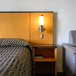 Comfort & Goodearth 3*, Perth Australia